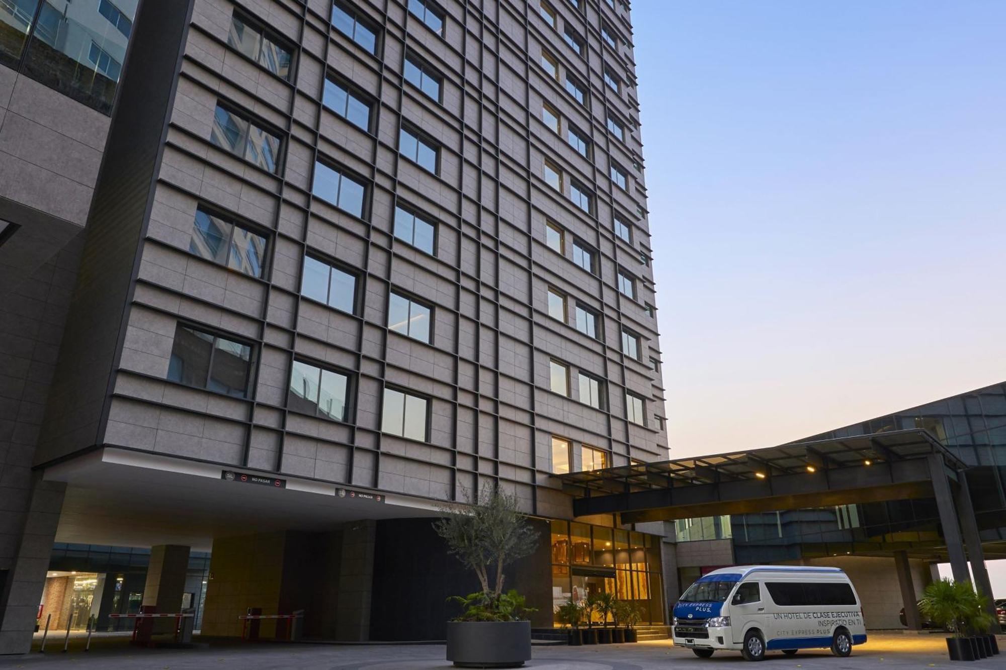 City Express Plus By Marriott Ciudad De Mexico Interlomas Exterior foto