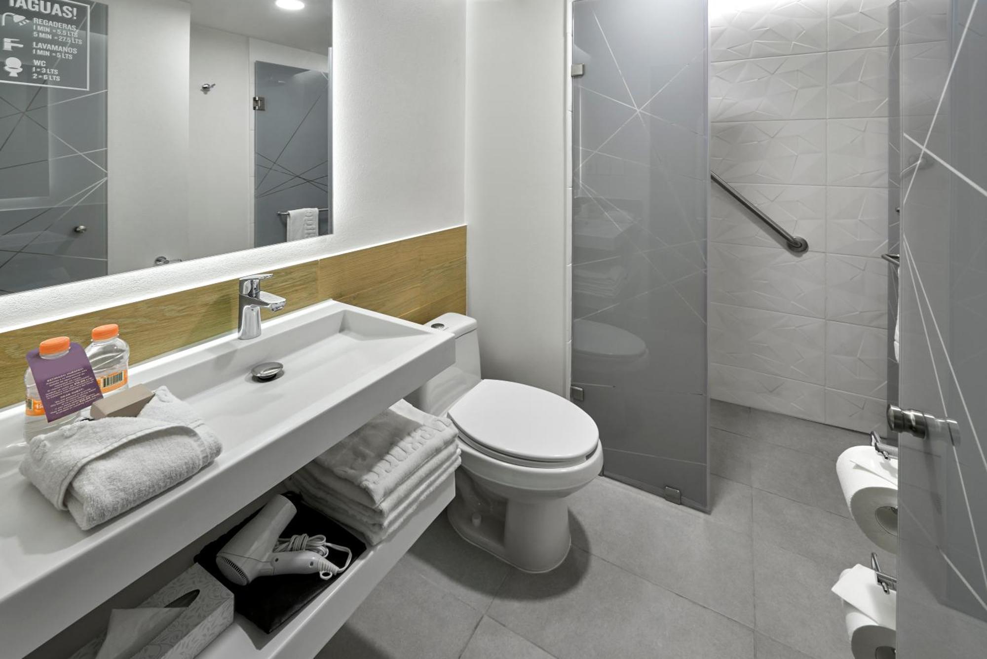City Express Plus By Marriott Ciudad De Mexico Interlomas Exterior foto